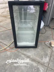  2 ثلاجة مكتب  باب كزاز لون اسود