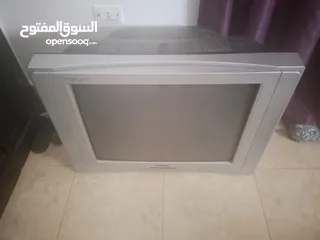  1 تلفزيون عادي شغاله 100/100