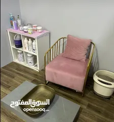  2 صالون تجميل نسائي كامل التجهيزات للايجار