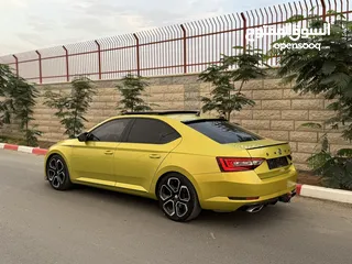  8 سكودا سوبيرب بنزين 2*4 مطور 2000 فل مع بنوراما