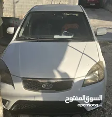  2 كيا ريو 2011