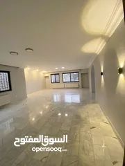  11 عبدون فيلا مستقله دوبلكس للإيجار الفارغ السنوي