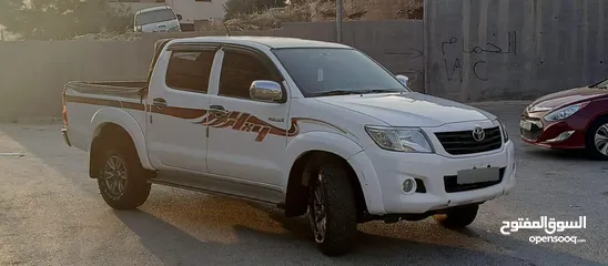  8 بيك اب هايلوكس 2012 4*4 فحص كامل / يمكن التمويل عن طريق المعرض مباشرة بدفعة أولى 6000