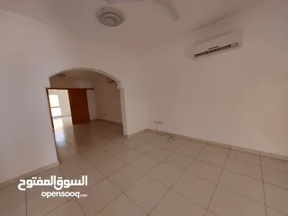  4 5 Bedrooms Villa for Rent in Bausher Al Muna REF:836R