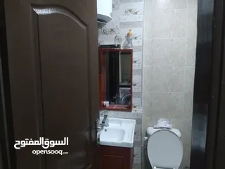  12 استديو و روف في منطقة الرابية موقع خيالي