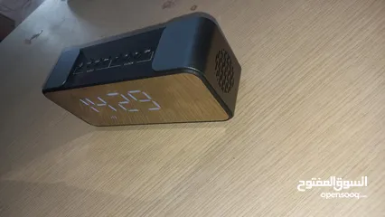  3 ساعة ومنبه  منزلي ذكي