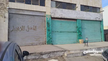 3 مخازن وهنجر للايجار
