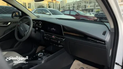 7 كيا نيرو ترخيص 2023 محرك 1600 هايبرد جير أوتوماتيك 141 حصان