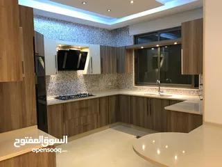  2 شقه سوبر ديلوكس للبيع -خلف مطعم ورد