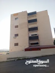  16 شقة سكنية للبيع اربد الحصن مقابل مسجد ظفار