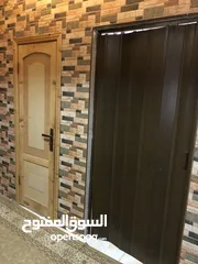 26 منزل مستقل (طابقين)  للبيع الزرقاء-جناعة ،مدخل منفصل لكل طابق