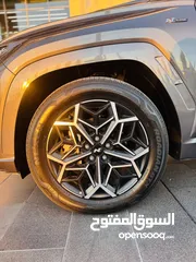  7 هونداي توسان N-LINE  فل كامل مع فتحة ، بسعر مميز ، مع ترخيص وتامين شامل سنة هدية ،