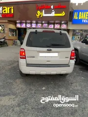  2 DHS 4800/= مطلوب 4800 درهم موديل 2011 فل اتوميتك FORD ESCAPE - 2011 - GULF SPECS خليجي