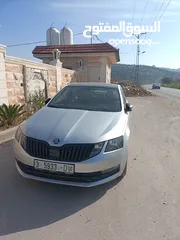  7 سكودا أوكتافيا 2019 بانوراما ماتور 1500 بنزين للبيع
