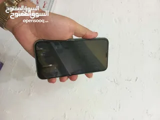  3 ايفون 11 عادي