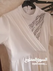  4 فستان ابيض جديد  مش ملبوس وحلو مناسب للافراح