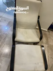  3 كرسي ايكيا لون بيج مريح جدا مع مسند للرجلين للبيع