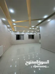  2 مرج الحمام  ـ شقه فارغه فاخره سوبر ديلوكس للايجار ـ200 متر