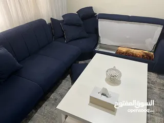  4 طقم كورنر صناعة اوروبيه ،sofa bed و مساحة تخزين