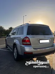  1 Mercedes Benz GL460