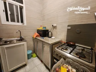  6 شقة نظامية بعين خالد غرفتين وصاله