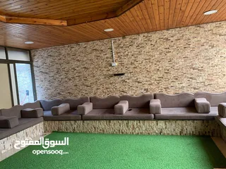  8 شقه شبه أ رضي بضاحية الرشيد ترسات خارجيه من المالك مباشرة