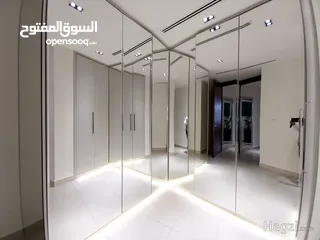  5 شقه للبيع في منطقه الدوار الرابع ( Property ID : 31386 )