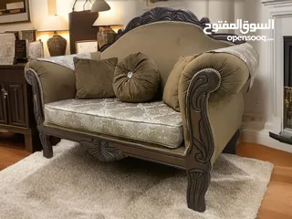  3 كنب زان مع الطاولات