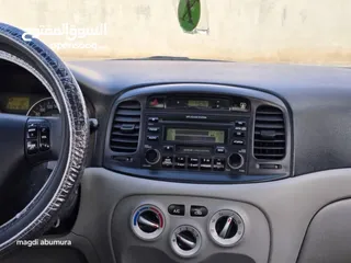  3 هونداي فيرنا2006... اتواصل على الرقم الي موجود بالوصف
