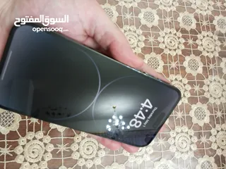  7 iPhone 14 pro max 256 unlocked  ايفون 14برو ماكس 256 جيجا بحالة ممتازة بطارية 90%...................