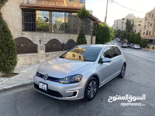  18 2015 Volkswagen e-Golf Electric eجولف كهرباء   مالك شخصي 2015