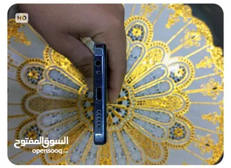  1 هاتف Lesia young 3