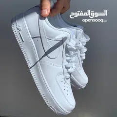  22 بوت رياضي رجالي Nike و versach