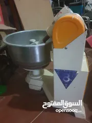  1 عجانه ايرانيه 8كيلو استعمال قليل