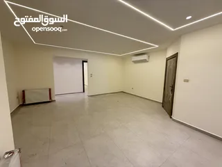  5 شقة ارضي فاخرة 250م مجددة بالكامل للبيع بالشميساني
