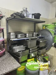  9 عده مطعم شاورما