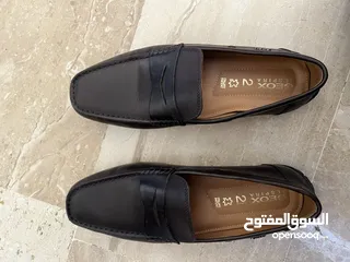  1 حذاء Geox رجالي جديد مقاس 46