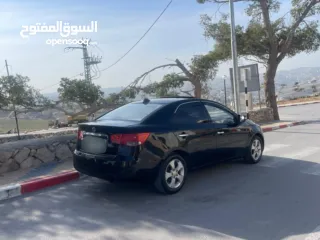  11 كيا فورتي 2009 , فتحة سقف، اوتومات 4 غيار