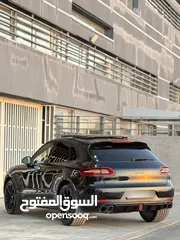  5 Porsche MACAN S 3.0 turbo