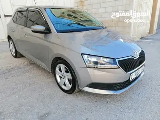  5 سكودا فابيا اتوماتيك