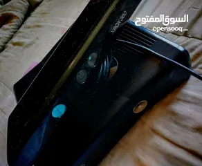  1 اكس بوكس 360 للبيع مستعمله دون ادين مع كاميره