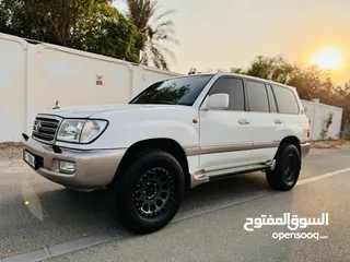  3 Land Cruiser 2004 GXR V6 GCC