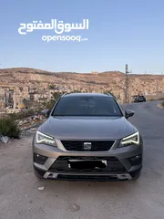  1 سيات اتيكا يد اولى فل مسكر ذهبي وداخلية عسلية