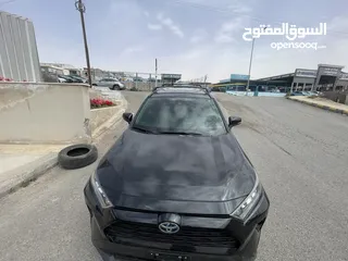  27 2021 TOYOTA RAV4, LE  بطاريه ليثيوووم السياره توب نضافه بصلاه على النبي