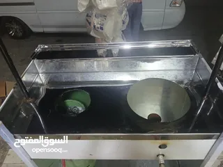  4 عرباية ذرة (بسطة) مع كامل معداتها مستعمل شبه جديد قابل للتفاوض