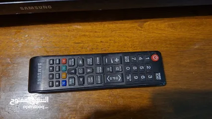  2 شاشة سامسونج led 32 عادي مش سمارت