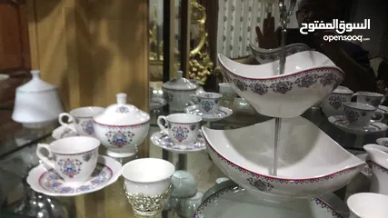  4 طقم سفرة جديد غير مستعمل 73 قطعة