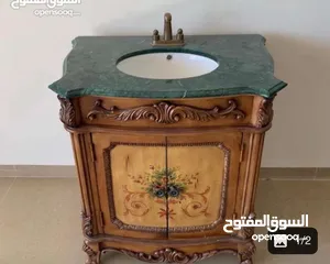  1 خزانه مغسلة أنتيك