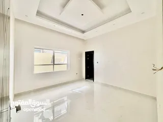  6 AhMeD ) Villa for sale in Al Helio 5 bedroom Majlis and hall Maid room )