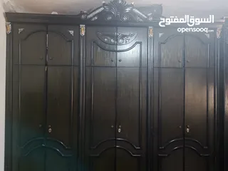  5 غرفة نوم مستعمله ومجموعة اثاث بحاله جيده جدا بسعر مغري